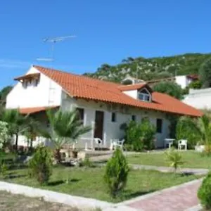 Summer Garden αpartments & Hotel cápsula