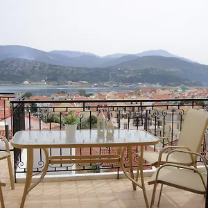 Barbara΄s Argostoli (Kefalonia)