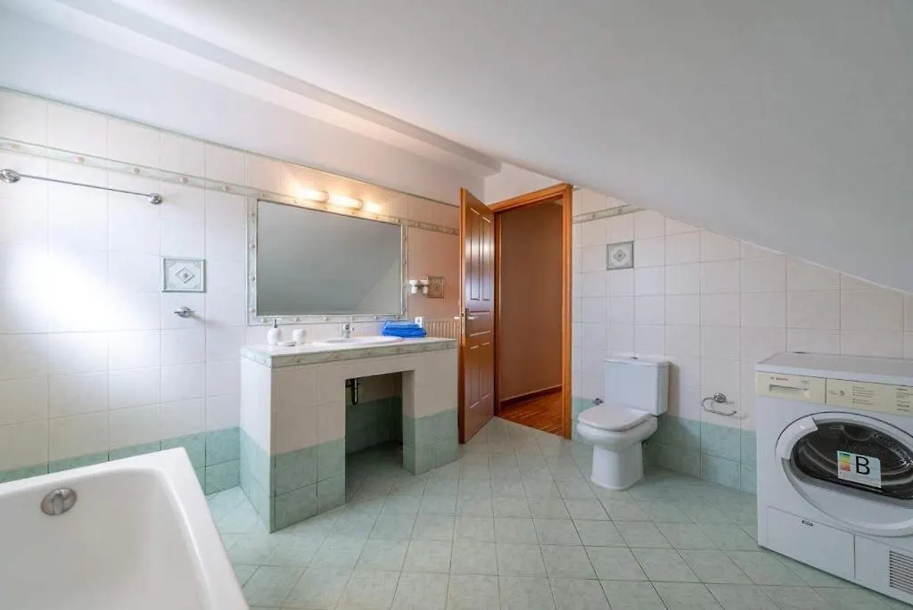 De Bosset Two-Storey Apartment Argostoli