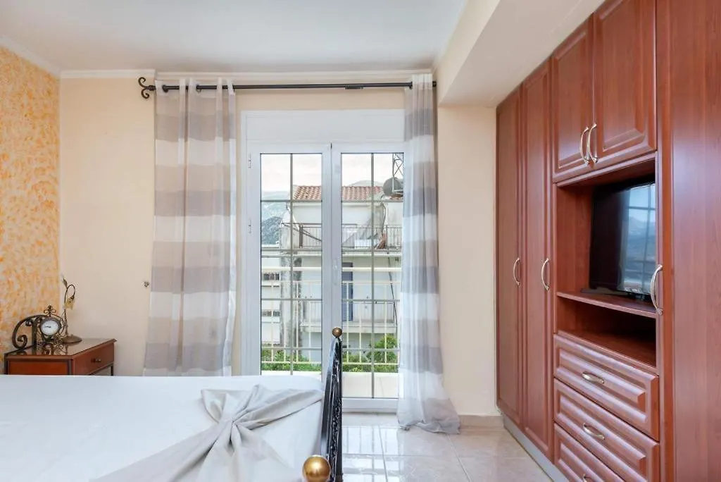 De Bosset Two-Storey Apartment Argostoli